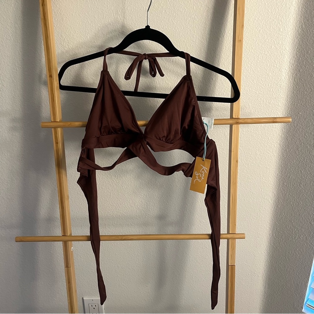 Kona Sol bikini top size L new with tags